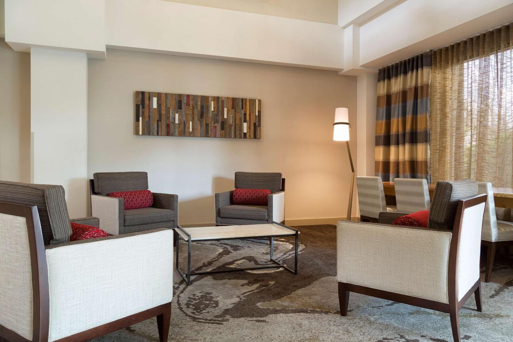 ดับเบิ้ลทรี เกสท์สวีท แนชวิลล์ แอร์พอร์ต โฮเต็ล Hotel ภายนอก รูปภาพ